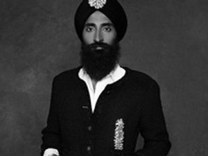 A turbános stílusdiktátor