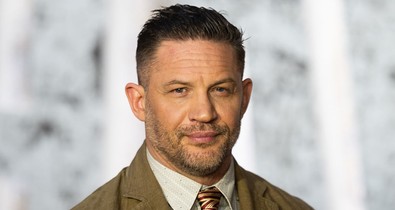 Tom Hardyt többször is műteni kellett: „Mintha minden darabokra hullana”