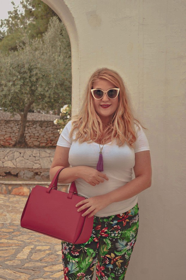 Kozma Rita megmutatja, hogy plus size nőknek igenis jól állnak a mintás darabok