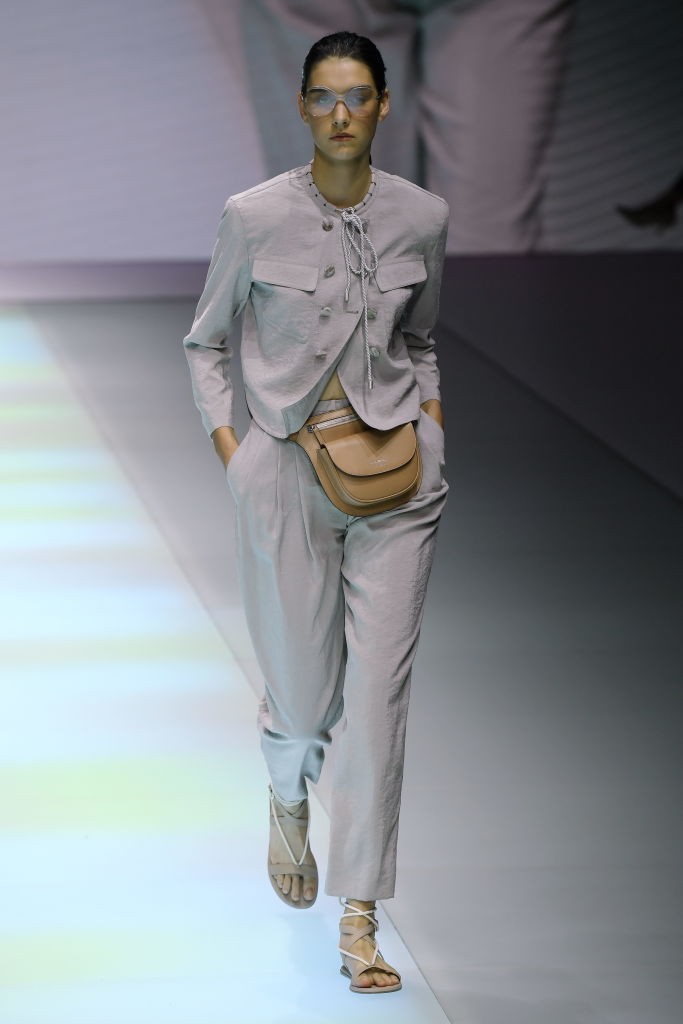  Emporio Armani 2022 tavasz-nyári kollekció