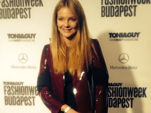 Interaktív - Fergeteges kollekciók a hétvégi Fashion Week Budapestről