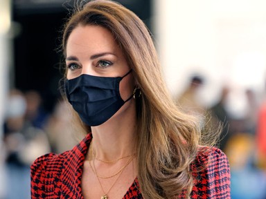 Kate Middleton egy új tavaszi stílussal kísérletezik