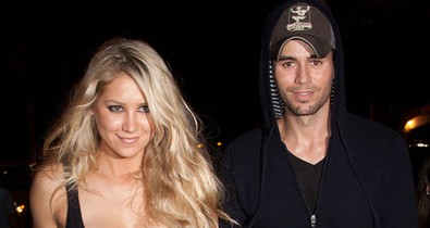 Itt az első kép Anna Kournikova és Enrique Iglesias negyedik gyermekéről, álomszép babafotót osztottak meg