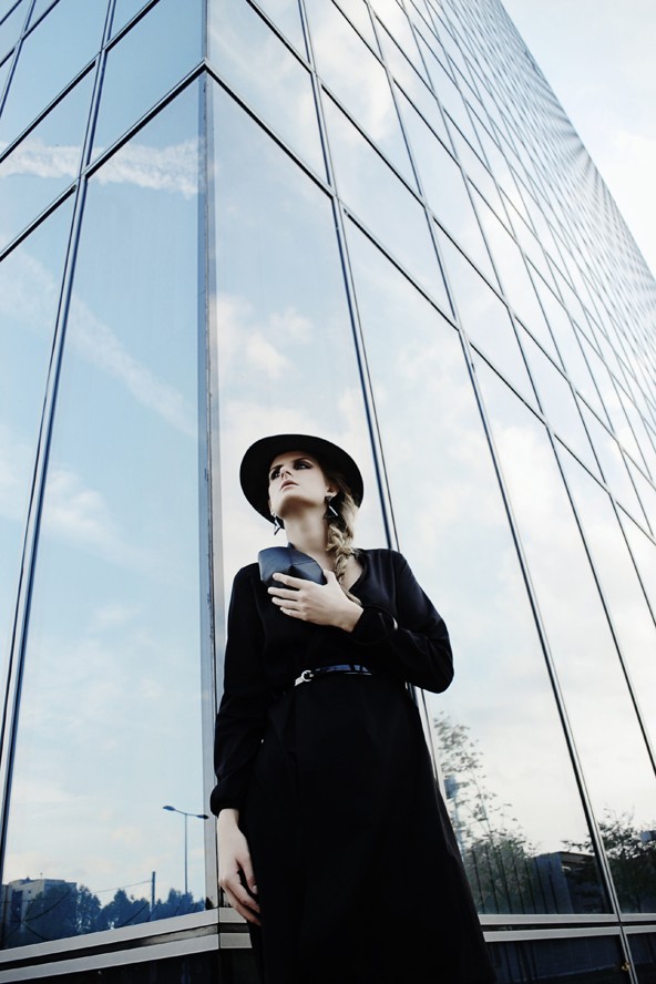 Fotó: Kőszegi Zsuzsanna és Liptai Andris, Modell: Bordás Barbara, Smink: Széplaki Berta, Haj: Ligetvári Zsolt @Haircutsalon and More