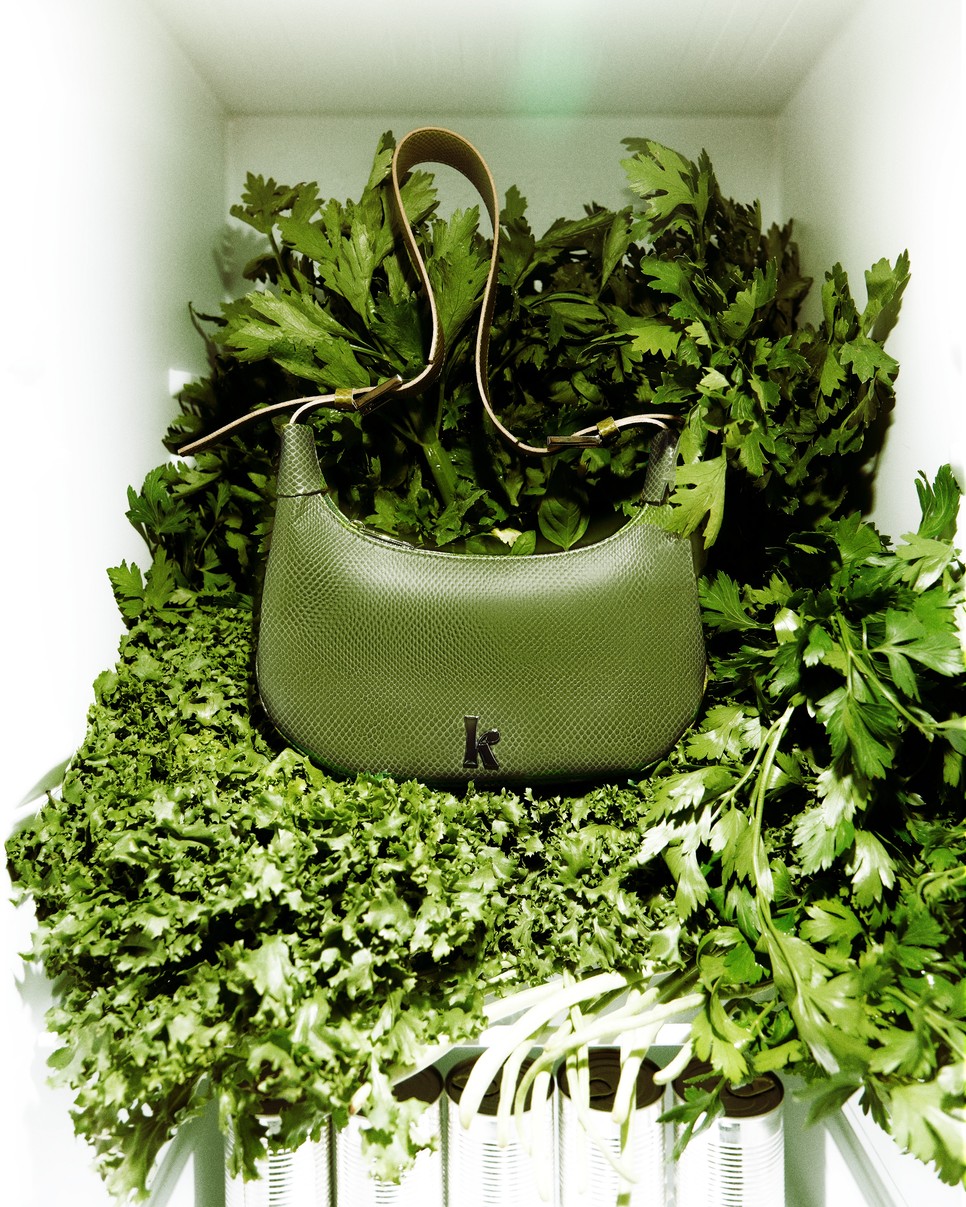 Kamay Ko almabőr Moon Bag