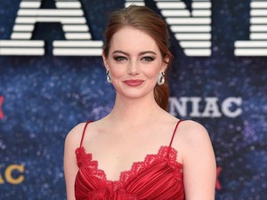 Nem ez Emma Stone stílusa, de így is szuperbájos