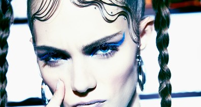 Vibráló színek és energia - Tokió pezsgő ifjúsága inspirálta ezt a fotósorozatot