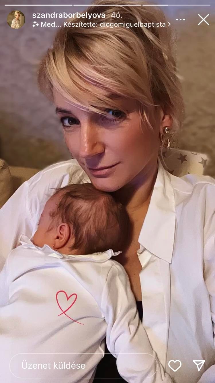 Borbély Alexandra tündéri karácsonyi fotót posztolt kislányával