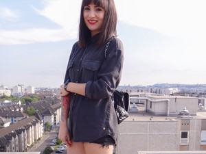 Masnis Evelin a tetőn