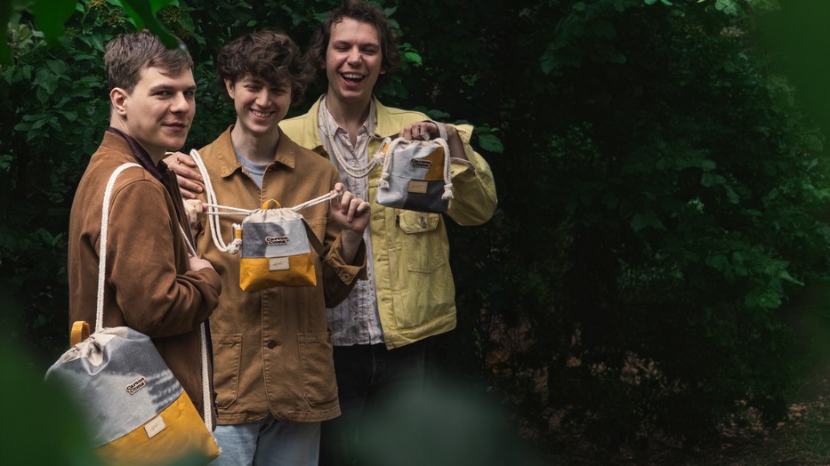 A Háti magyar márkával kollaborált a Carson Coma zenekar