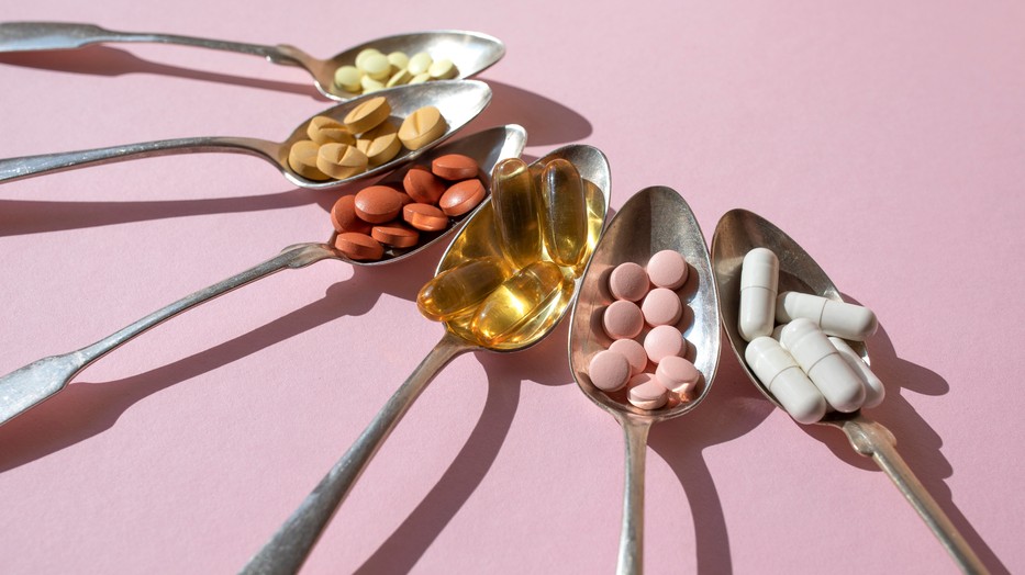 Bizonyos vitaminok kifejezetten veszélyesek, ha túl sokat szedsz belőlük