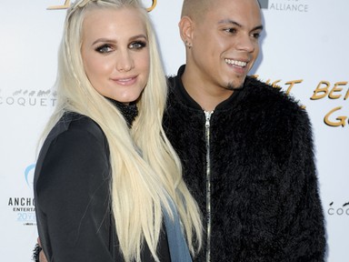 Micsoda örömhír! Megszületett Ashlee Simpson gyereke