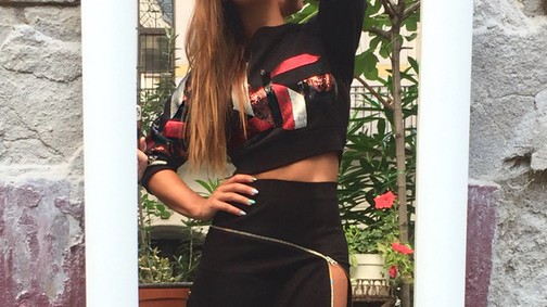 Dér Heni állati szexi szettben