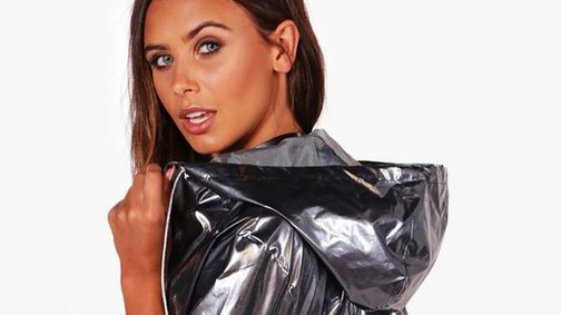 7 esőkabát, amitől jobb lesz a közérzeted még akkor is, ha rád szakad az ég!