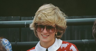 Diana hercegné legikonikusabb szettjei, amelyek örökre meghatározták a divatot