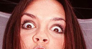 V mint Victoria Beckham - Posh Spice 40 éves