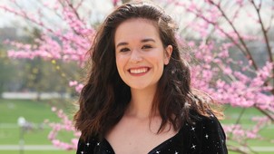 A kitartás és a szakma iránti rajongás tesz sikeressé - interjú Varga Eszter űrmérnökkel