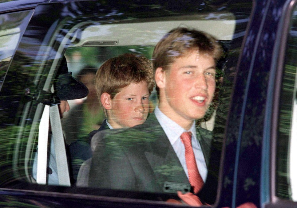 A média Harry herceget állította be rosszfiúként, holott kezdetben ő volt a csendes megfigyelő, és nem Vilmos herceg