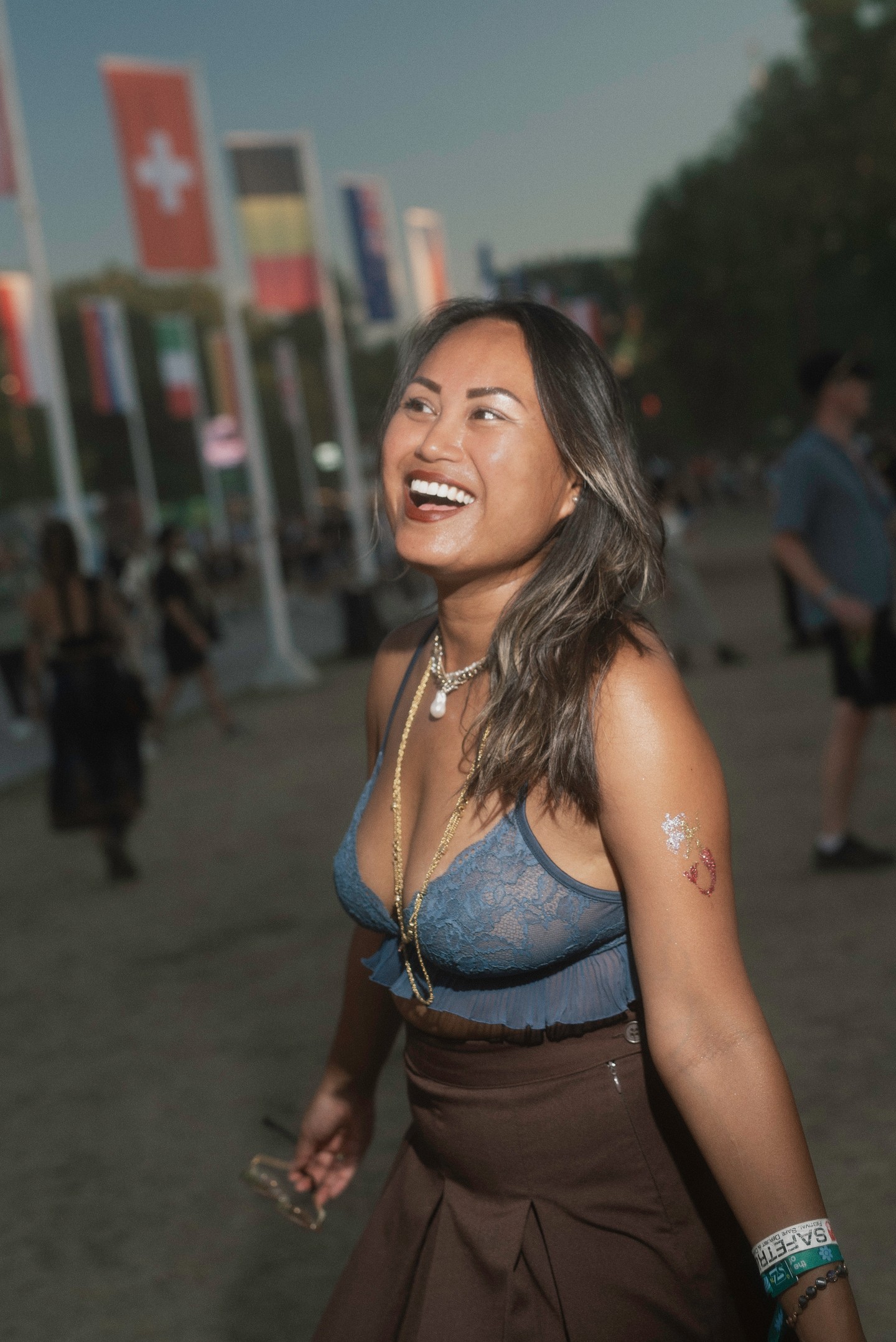 Igaz, hogy a mosoly sokszor a legjobb kiegészítő