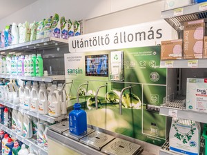 Képesek vagyunk a változásra - A dm utántöltő állomásokat üzemelt be az ökotudatosság jegyében