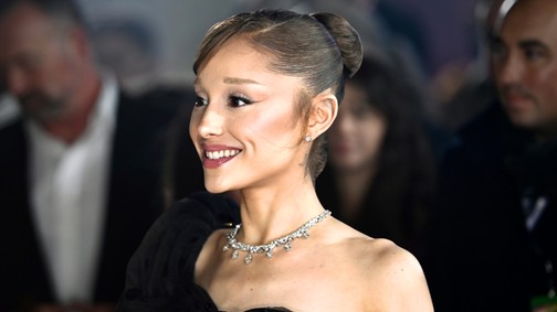 Ariana Grande Givenchy ruhája minden képzeletet felülmúl, az egyik legszebb, amit valaha viselt