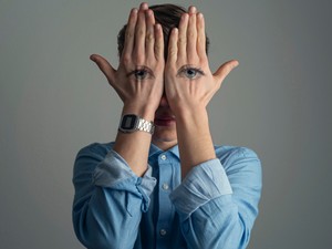 Netflix-szemek: a rövidlátás lassan népbetegség - a szemed világa könyörög a több offline létért, csak nem hallod meg