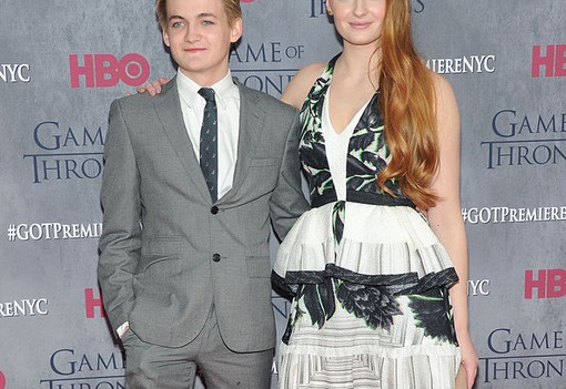 Emlékszel a Trónok harca Joffrey Baratheonjára? Így néz ki ma a valójában csupaszív színész