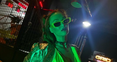 Dj Yamina nagyon ütős szettben indul neki a hétvégének