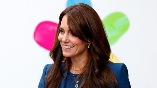 Eláll a lélegzetünk Katalin hercegné karácsonyi ruhájától