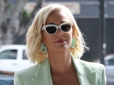 Katy Perry kihallgatásra ment, és olyan vagány volt, hogy csak lesünk