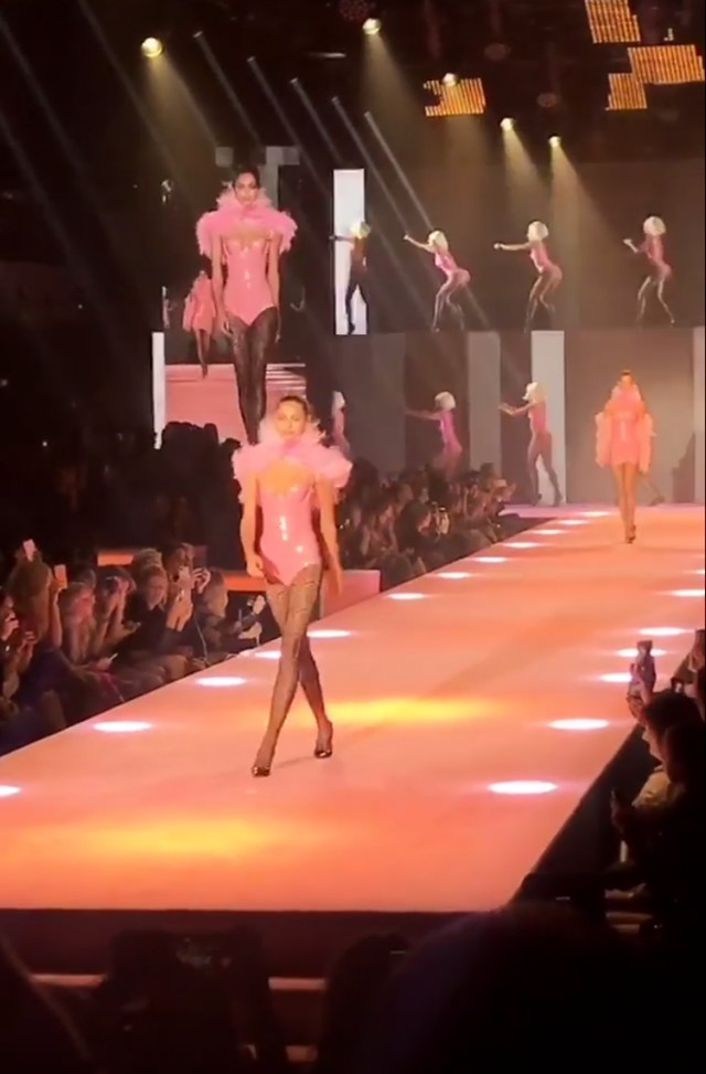 Julia Roberts is ott volt a Calzedonia fergeteges bemutatóján Veronában