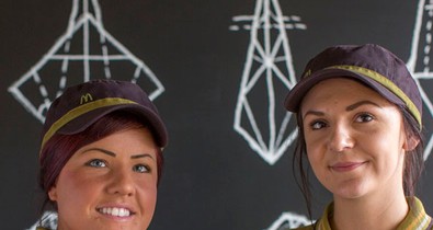 Tervezd meg te a McDonald`s új munkaruháját!