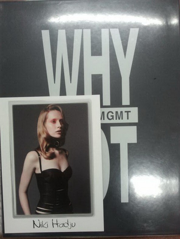 Hajdu Niki @Attractive showkártyája