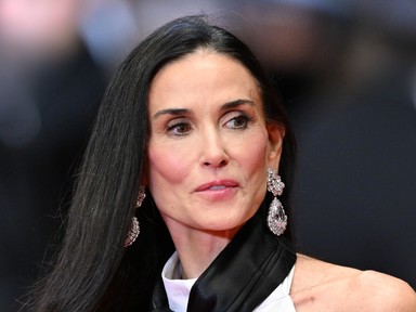 Rá sem ismernél a 22 éves Demi Moore-ra, amikor életében először jelent meg a vörös szőnyegen