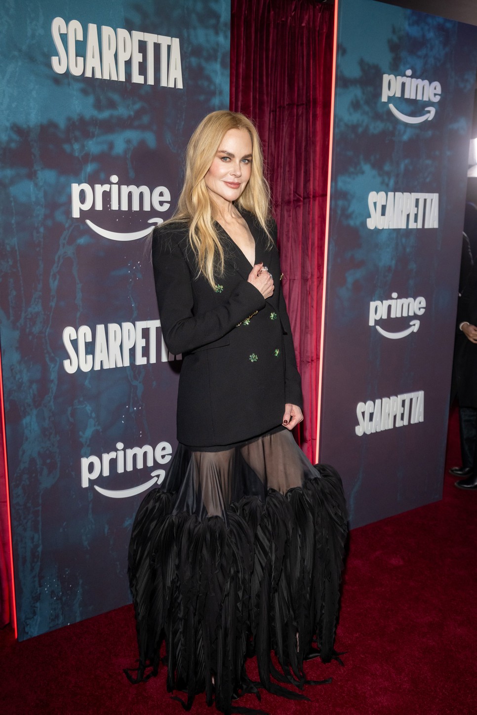 Nicole Kidman meztelenruhában lopta el a show-t a vörös szőnyegen