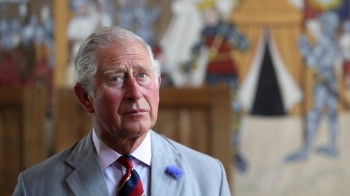 Kiderült, melyik stádiumban van Károly király