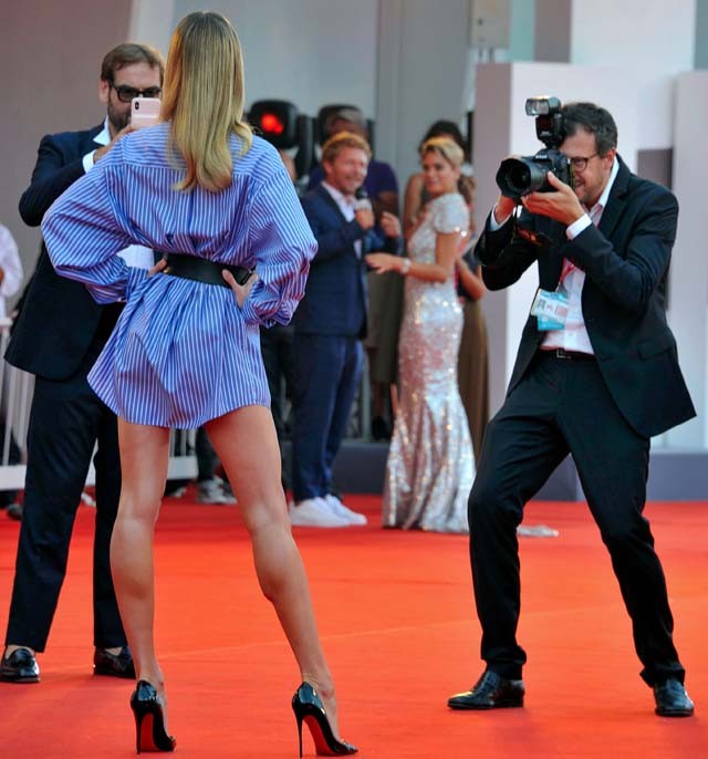 Fogadjunk neked is van otthon egy olyan szetted, amilyet Candice Swanepoel a vörös szőnyegen visel