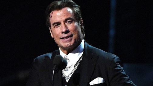 Jesszus! John Travolta tényleg komolyan gondlja ezt a kopaszságot