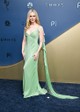 Elle Fanning egy földig érő, mentazöld Ralph Lauren kreáció mellett tette le a voksát. 