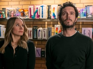 Hol vannak az érzelmileg érett férfiak? Kritika a Bármit, csak ezt ne című sorozatról