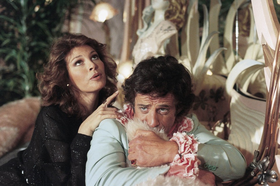 Jean-Paul Belmondo oldalán az 1977-es L'Animal című filmben