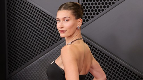 Hailey Bieber friss fotójába belepirulsz, a világ legapróbb bikinijébe bújt Justin Bieber felesége