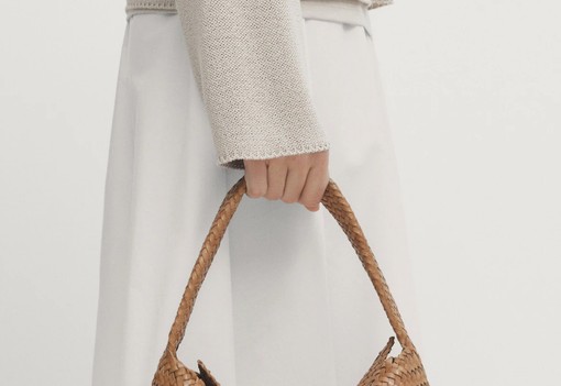 2024-ben egy férfi is nyugodtan hordhat női táskát - vagy nem?