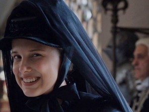 Enola Holmes szerepében Millie Bobby Brown az új kedvenc női akcióhősöd és nyomozód, akire nem tudtad, hogy vágytál