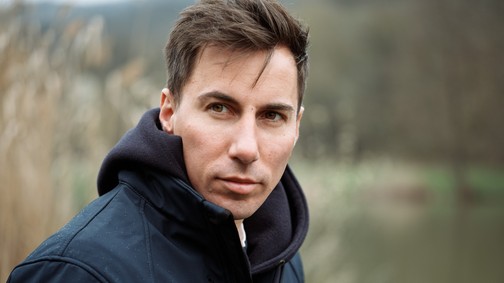 Karácsony Gergely, Radnai Márk és még 7 híresség anyák napi fotója, amit nem láttunk jönni, de imádjuk