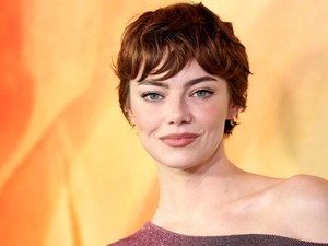 Teljesen ledöbbentek a rajongók Emma Stone külsején: mintha nem is ő lenne friss fotóin