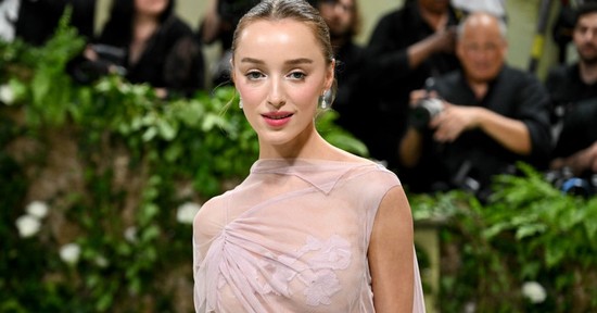 8 arcpirítóan merész szett, amit a Bridgerton sztárjai bevállaltak a vörös szőnyegen