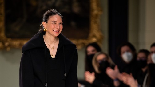 A Nanushka divatcég határozottan reagált az orosz-ukrán háborúra