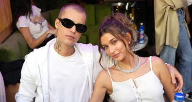 Te kiszúrtad ezt az apró részletet Justin Bieber és Hailey Bieber babafotóján? Egyáltalán nem volt véletlen