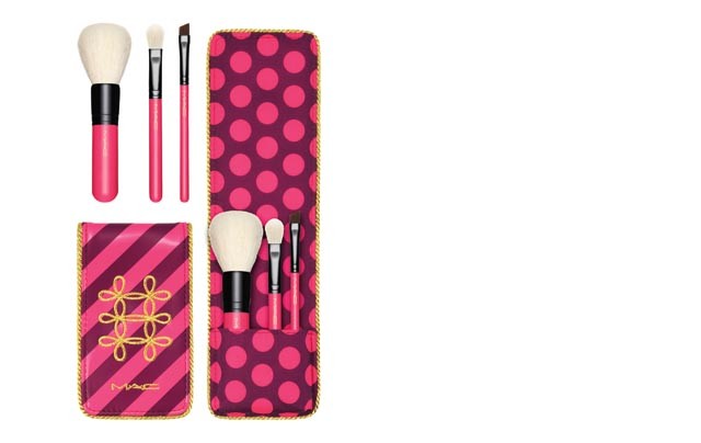 Elutazol karácsonykor? Ezt az 5+1 beauty cuccot vidd magaddal!